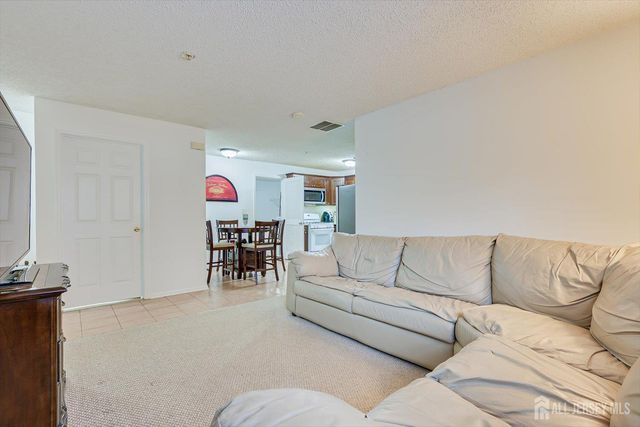 150 Prestwick Way, Edison, NJ 08820