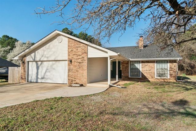 3881 Wild Canary Drive, Choctaw, OK 73020