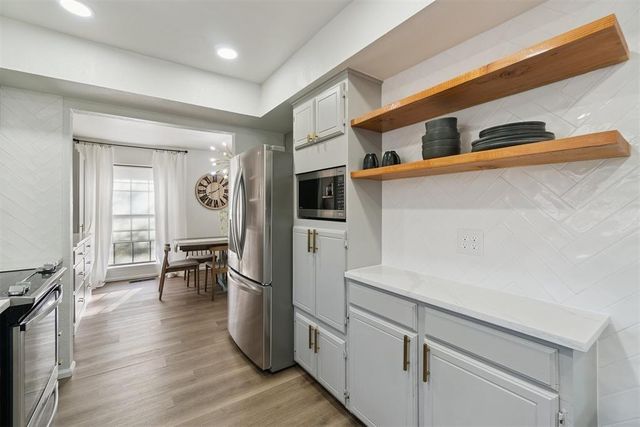 3881 Wild Canary Drive, Choctaw, OK 73020