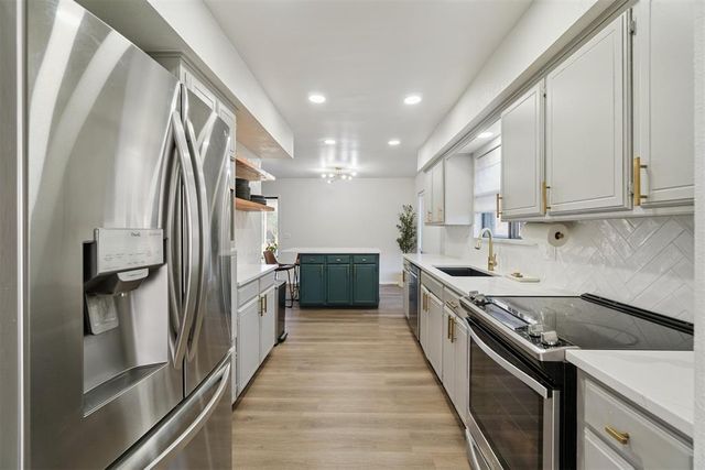 3881 Wild Canary Drive, Choctaw, OK 73020