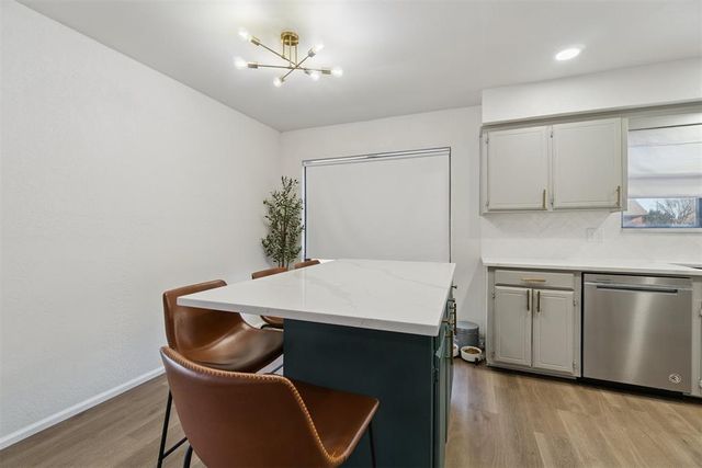 3881 Wild Canary Drive, Choctaw, OK 73020