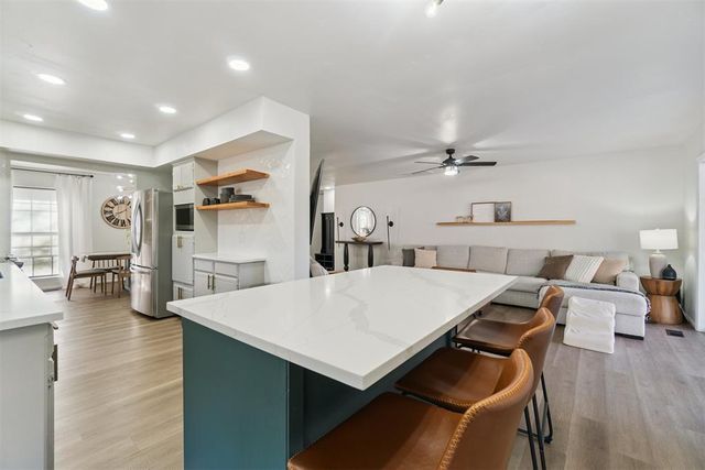 3881 Wild Canary Drive, Choctaw, OK 73020