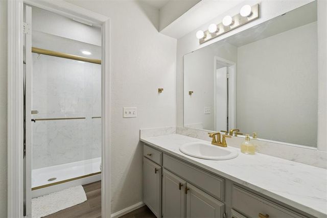 3881 Wild Canary Drive, Choctaw, OK 73020