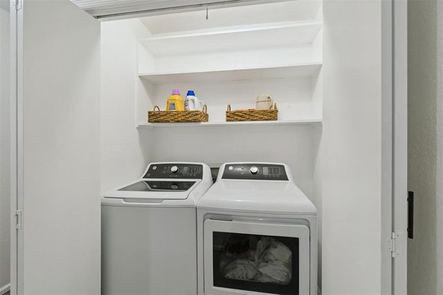 3881 Wild Canary Drive, Choctaw, OK 73020