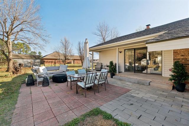 3881 Wild Canary Drive, Choctaw, OK 73020