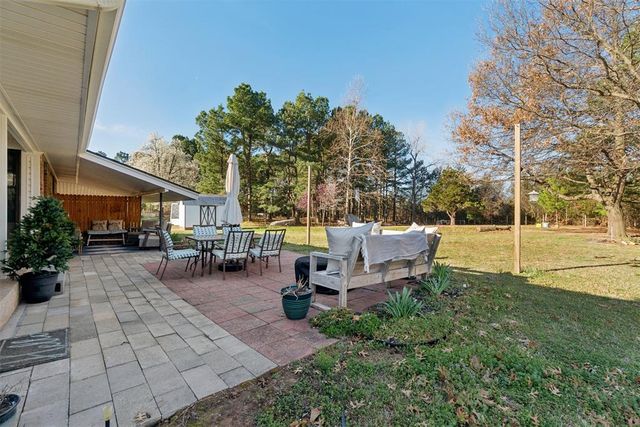 3881 Wild Canary Drive, Choctaw, OK 73020