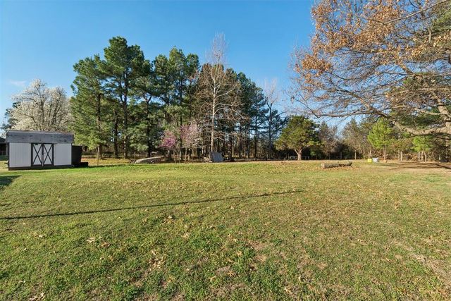 3881 Wild Canary Drive, Choctaw, OK 73020
