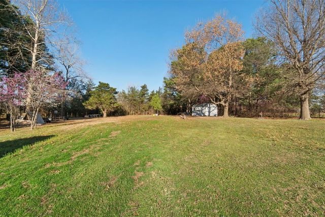 3881 Wild Canary Drive, Choctaw, OK 73020