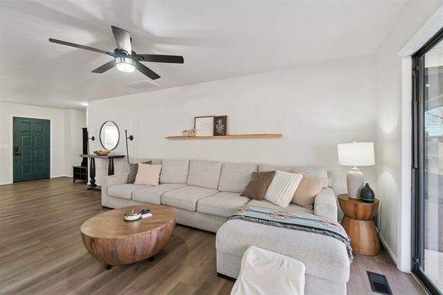 3881 Wild Canary Drive, Choctaw, OK 73020