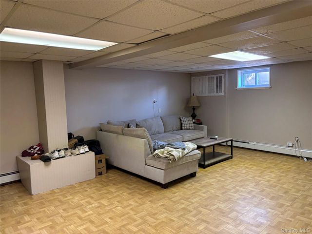 90 Madison Avenue, Westbury, NY 11590