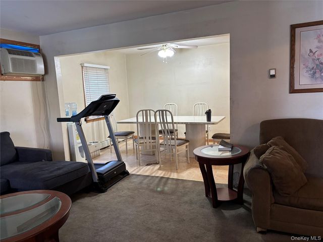 90 Madison Avenue, Westbury, NY 11590