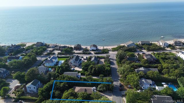 113 Duryea Avenue, Montauk, NY 11954