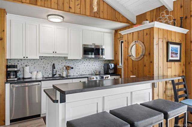 113 Duryea Avenue, Montauk, NY 11954