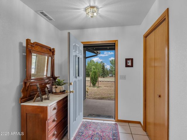5545 E ATKINSON Road, Flagstaff, AZ 86004