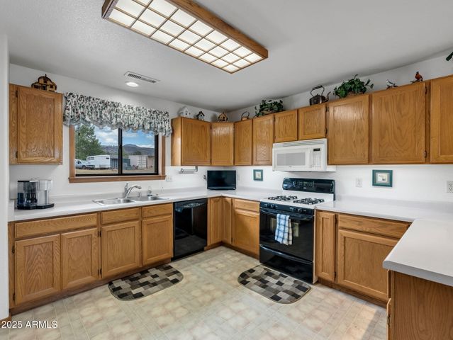 5545 E ATKINSON Road, Flagstaff, AZ 86004