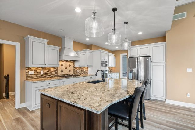 6406 CROOKED SWITCH, Columbia, MO 65201