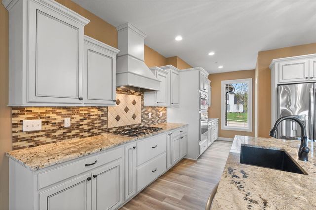 6406 CROOKED SWITCH, Columbia, MO 65201