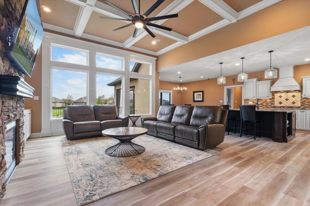 6406 CROOKED SWITCH, Columbia, MO 65201