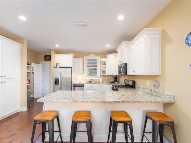 452 Adams Street, Darien, GA 31305