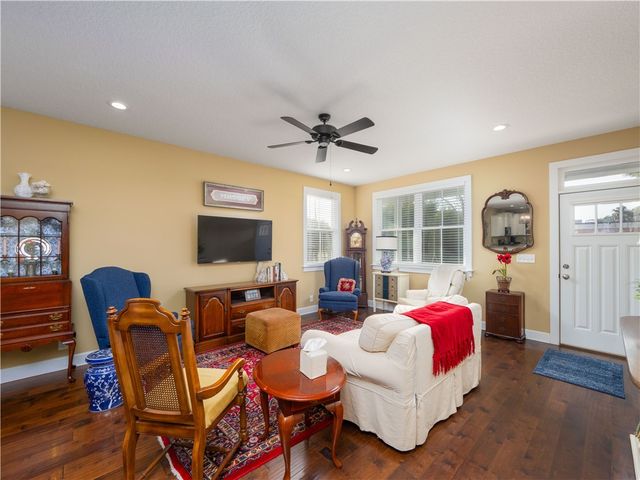 452 Adams Street, Darien, GA 31305