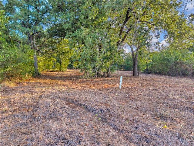 1709 Fox Lane, Burleson, TX 76028