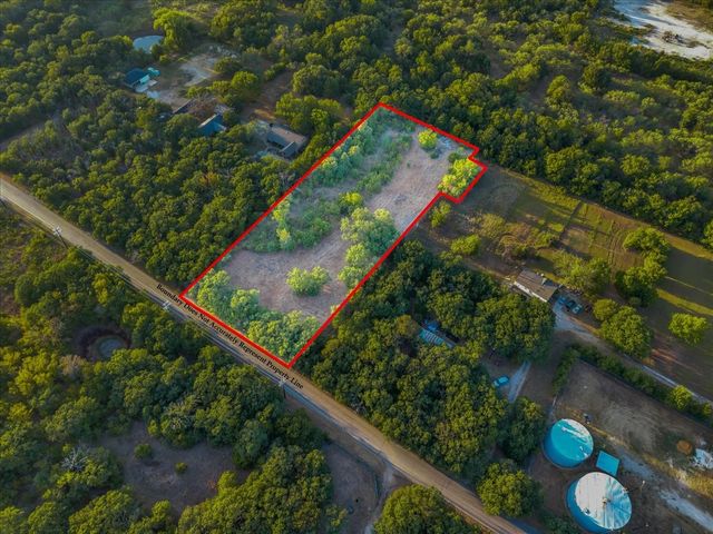1709 Fox Lane, Burleson, TX 76028