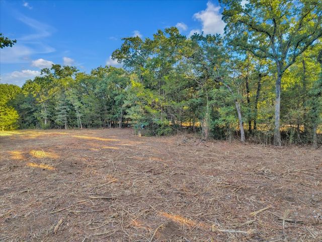 1709 Fox Lane, Burleson, TX 76028