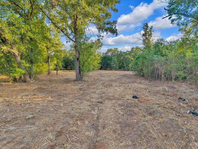 1709 Fox Lane, Burleson, TX 76028