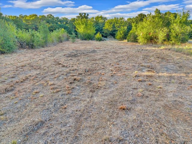 1709 Fox Lane, Burleson, TX 76028