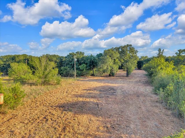 1709 Fox Lane, Burleson, TX 76028