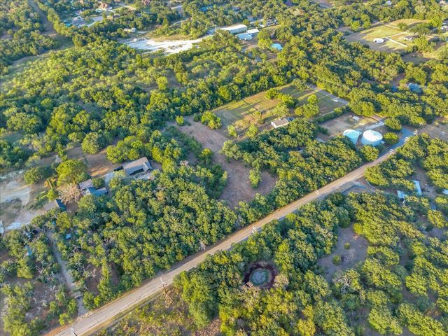 1709 Fox Lane, Burleson, TX 76028