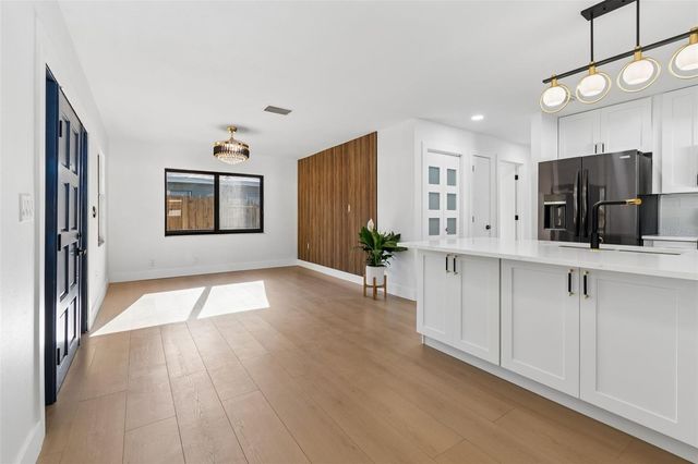 4512 W ROGERS AVENUE, Tampa, FL 33611