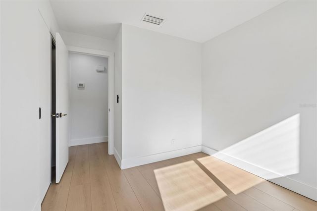 4512 W ROGERS AVENUE, Tampa, FL 33611