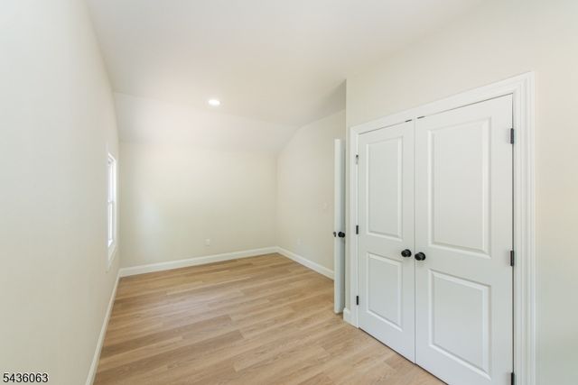 8 Shawondasee Rd, Vernon Twp., NJ 07422
