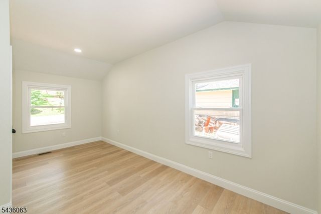 8 Shawondasee Rd, Vernon Twp., NJ 07422