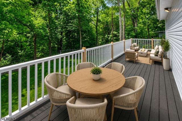 8 Shawondasee Rd, Vernon Twp., NJ 07422
