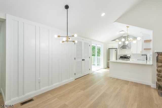 8 Shawondasee Rd, Vernon Twp., NJ 07422