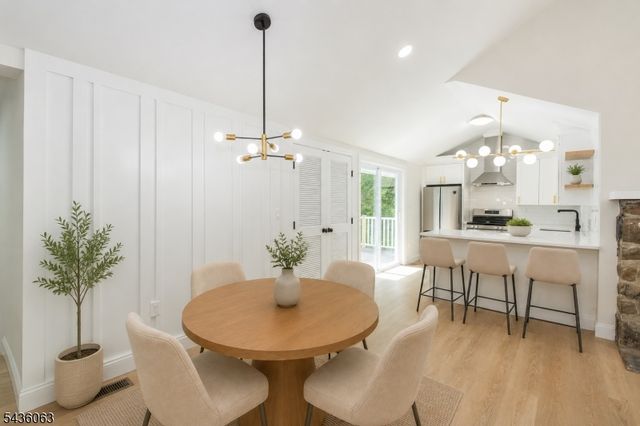 8 Shawondasee Rd, Vernon Twp., NJ 07422