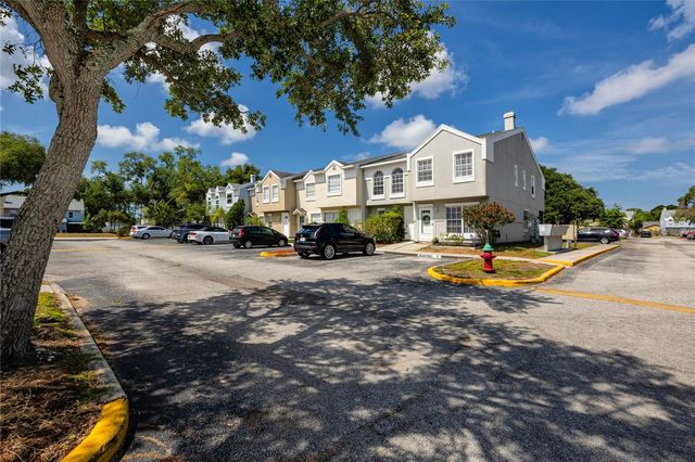 6661 121ST AVENUE H, Largo, FL 33773