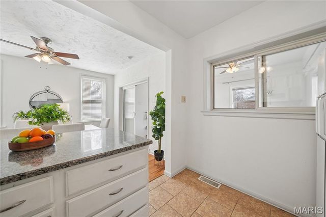 1121 Ralph Terrace, St Louis, MO 63117