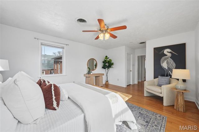 1121 Ralph Terrace, St Louis, MO 63117