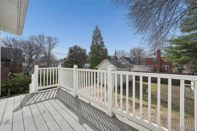 1121 Ralph Terrace, St Louis, MO 63117