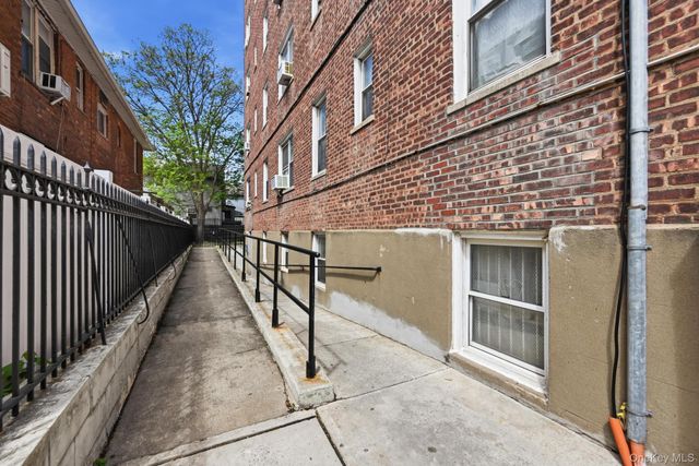 1500 Ocean Parkway 1A, Brooklyn, NY 11230