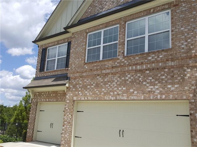 805 Pleasant Hill NW Road 330, Lilburn, GA 30047