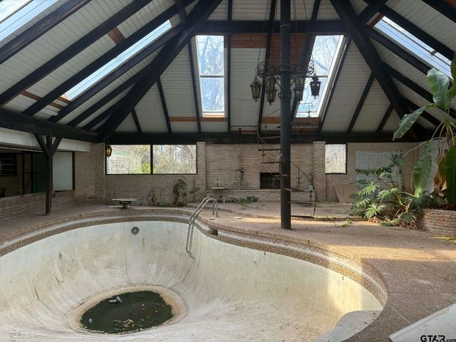 201 PARKVIEW, Pittsburg, TX 75686