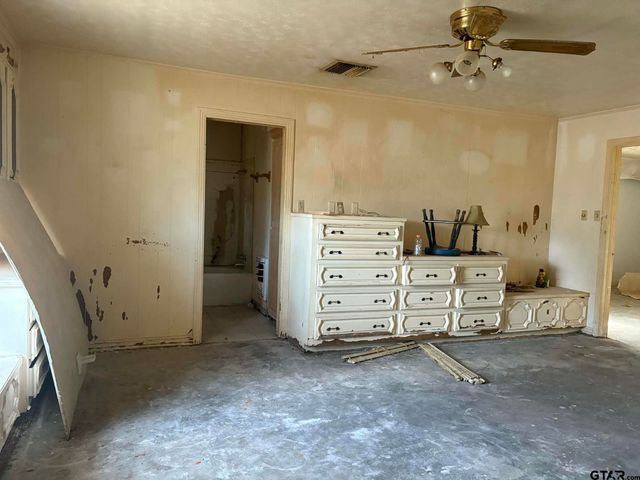 201 PARKVIEW, Pittsburg, TX 75686