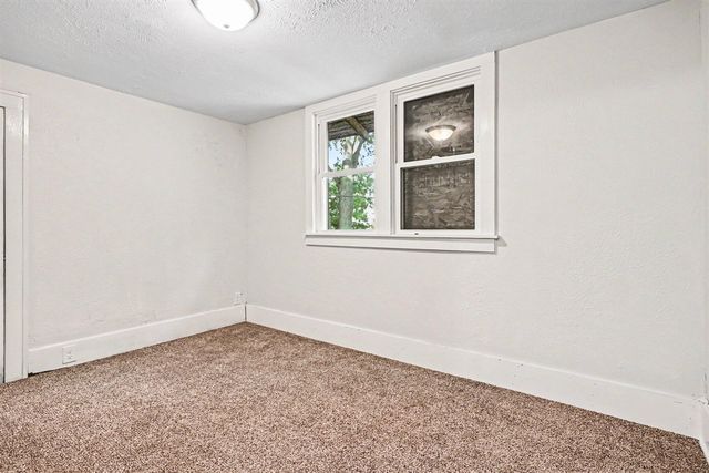 314 N 6th Street, Niles, MI 49120