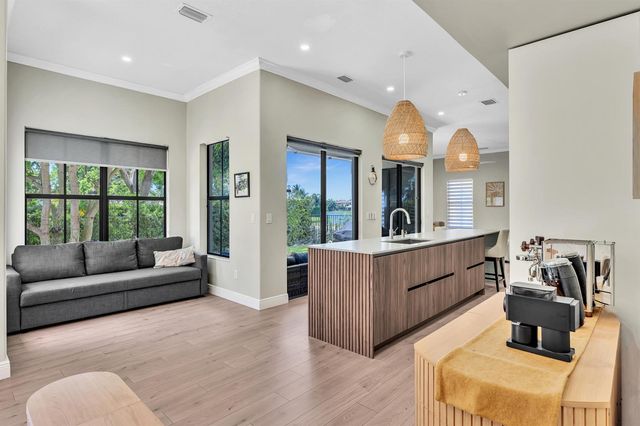 8289 NW 38TH Street, Cooper City, FL 33024