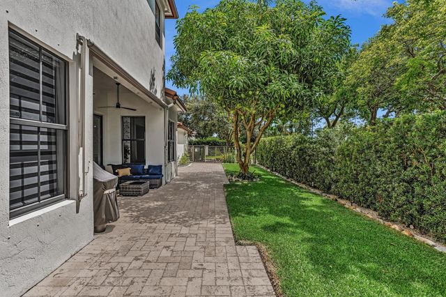 8289 NW 38TH Street, Cooper City, FL 33024