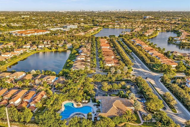 8289 NW 38TH Street, Cooper City, FL 33024